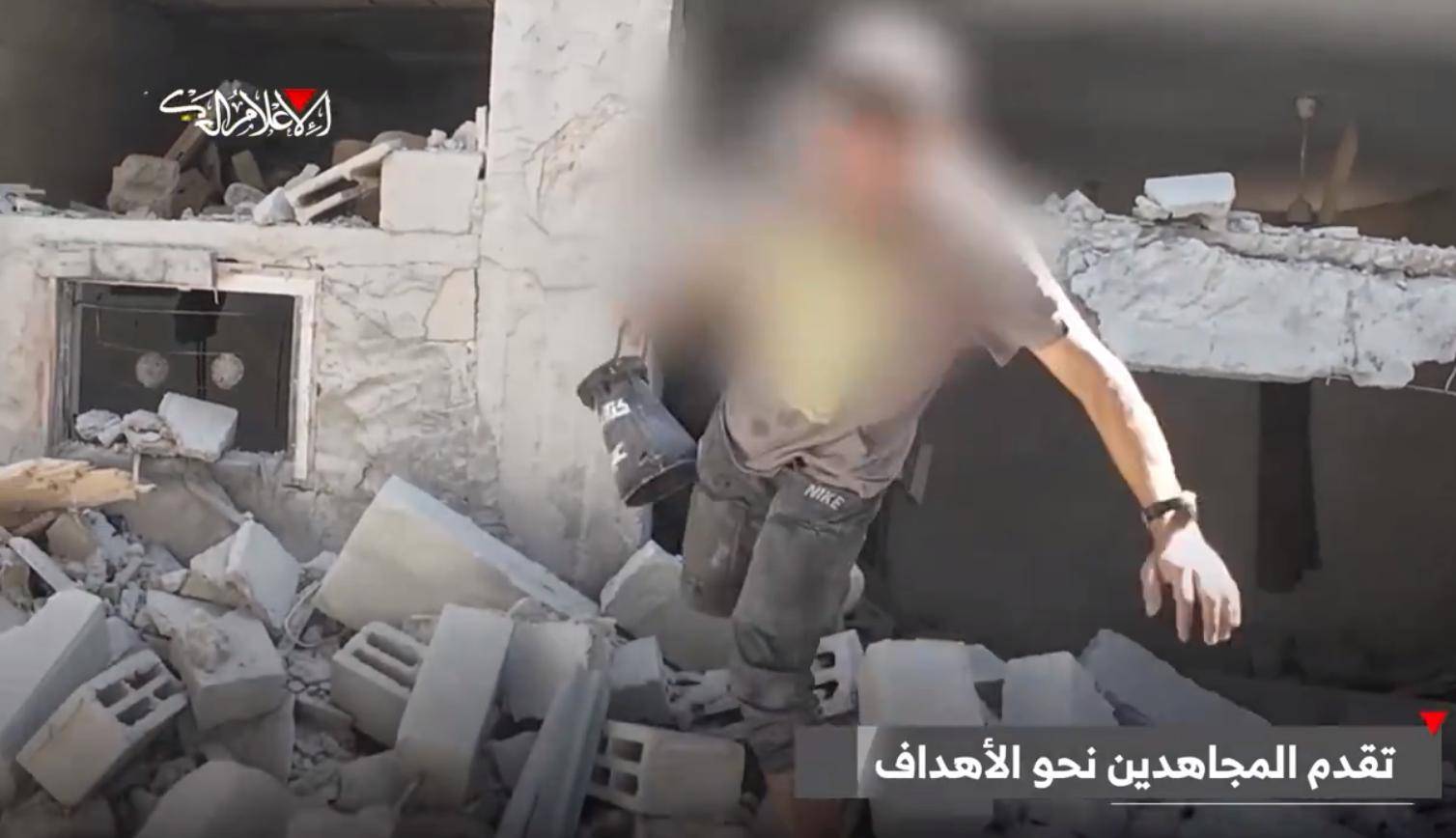 皇冠信用网会员开户_温压弹深夜凌空爆炸皇冠信用网会员开户,以色列要打,敢死队奉陪到底:炸弹突袭坦克