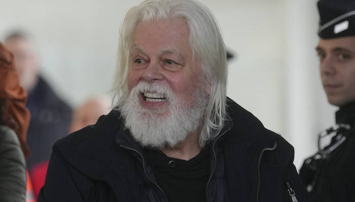 信用網怎么注册_国际刑警组织撤销对反捕鲸人士的红通令信用網怎么注册,日本怒了:继续通缉