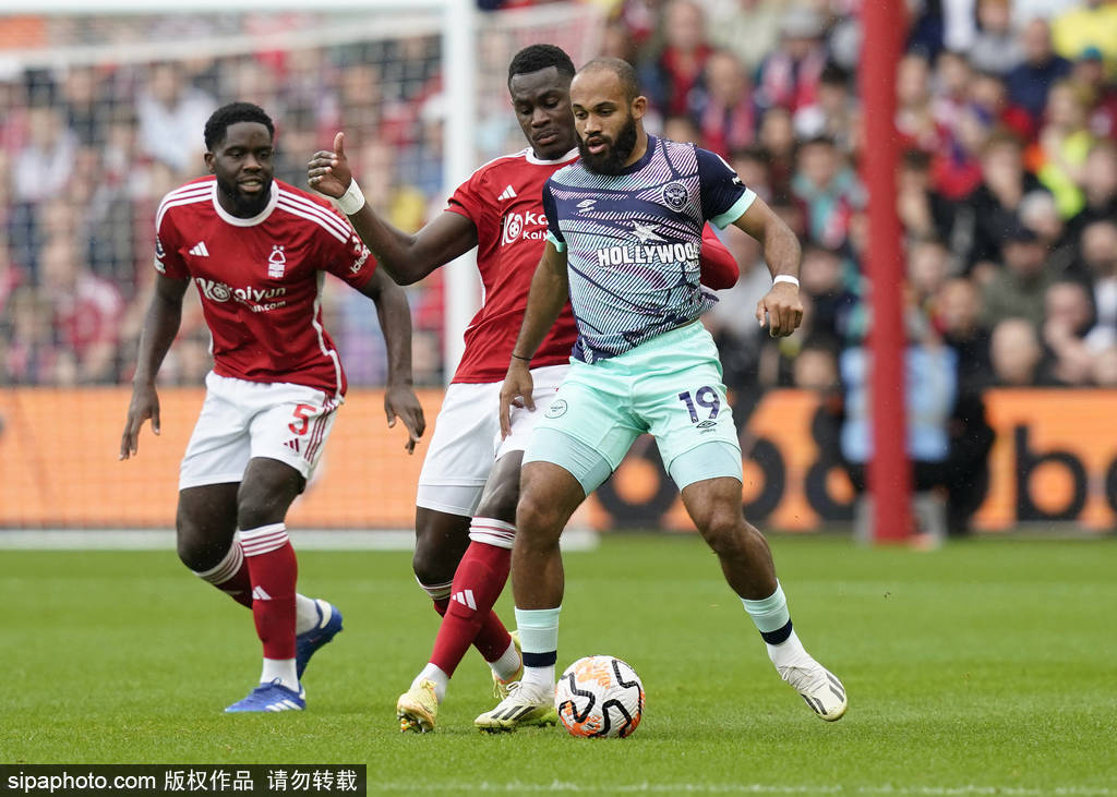 足球管理平台出租_曼联效仿弗格森转会策略:阿莫林能否再现红魔辉煌足球管理平台出租?