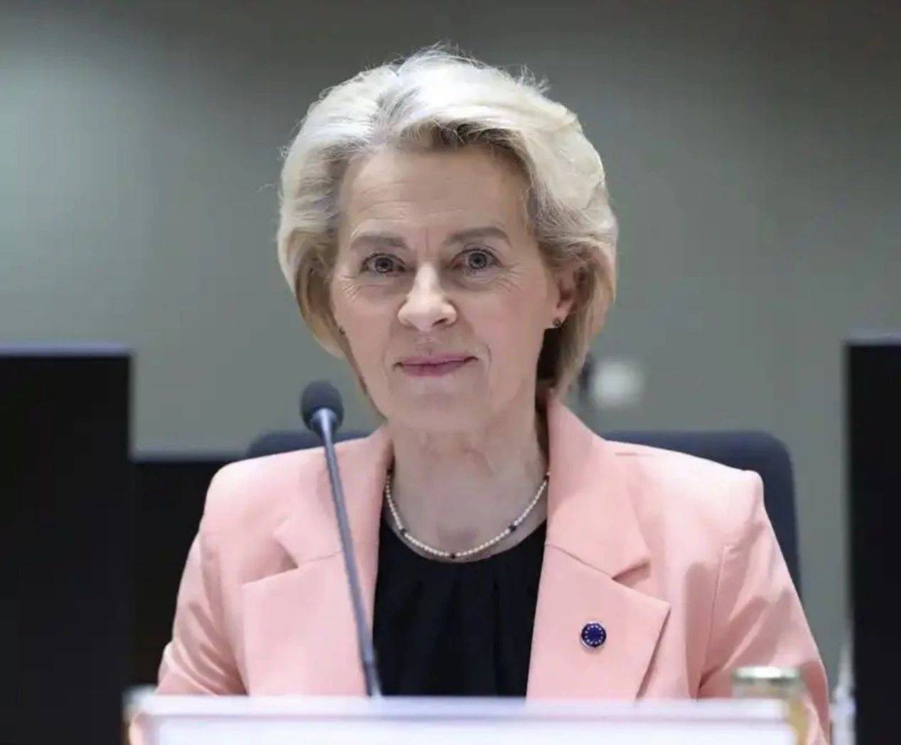 皇冠信用网登2登3_访华结束皇冠信用网登2登3,冯德莱恩离开北京,头一次把姿态放的这么低,临行前她给美方留了句话,意味深长