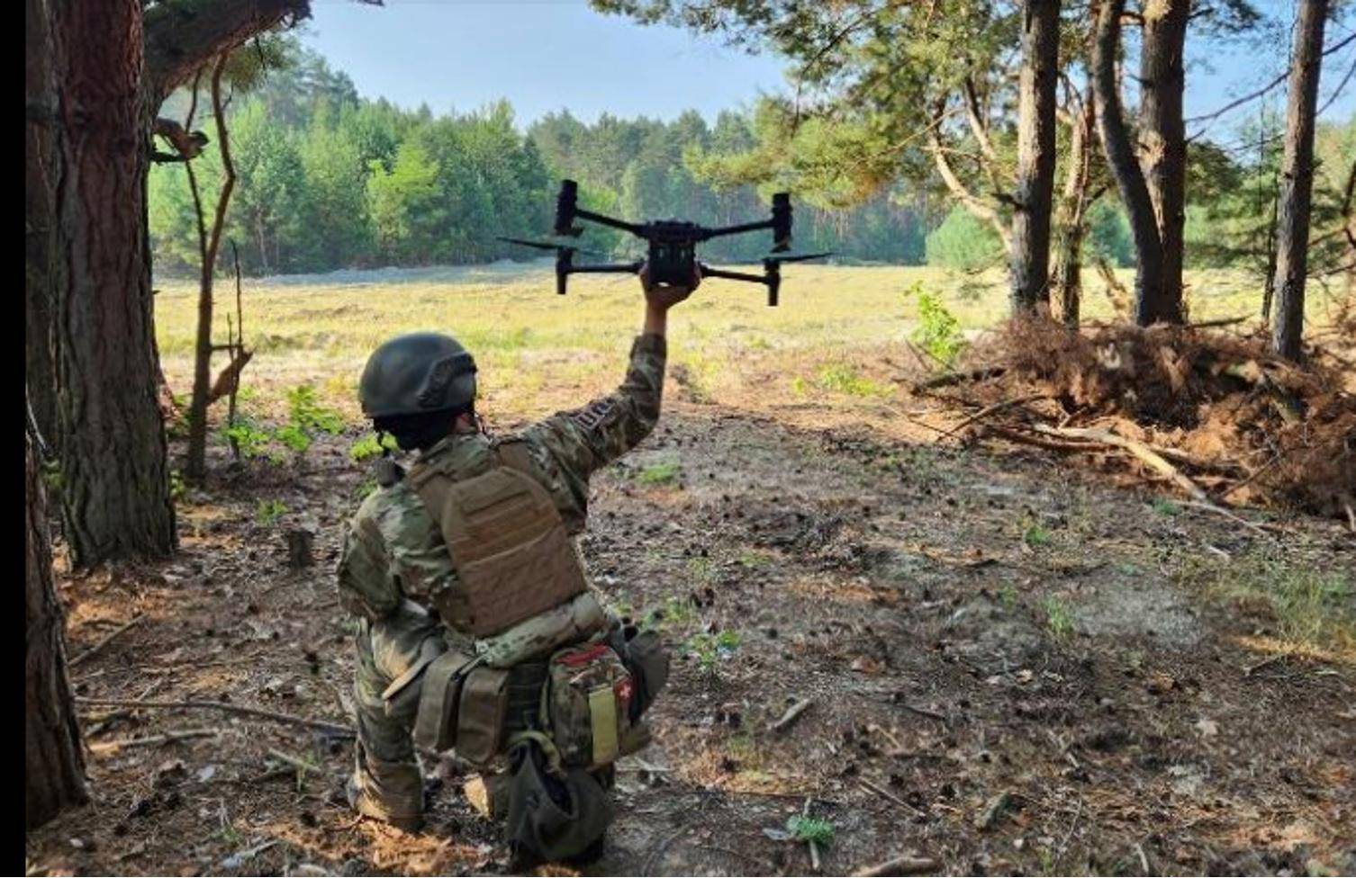 皇冠信用网会员开户_泽连斯基捅马蜂窝皇冠信用网会员开户,副司令被抓,10万大军调转枪口进军基辅造反?