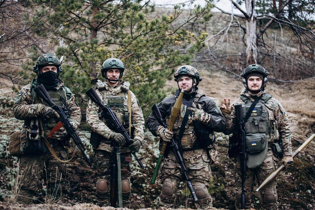 皇冠信用网会员开户_泽连斯基捅马蜂窝皇冠信用网会员开户,副司令被抓,10万大军调转枪口进军基辅造反?