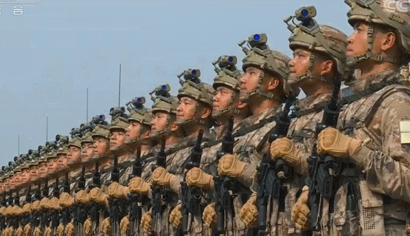 皇冠信用網最新地址_中国特种兵新装备摸秃美军皇冠信用網最新地址,网友:你跟我说这是解放军?