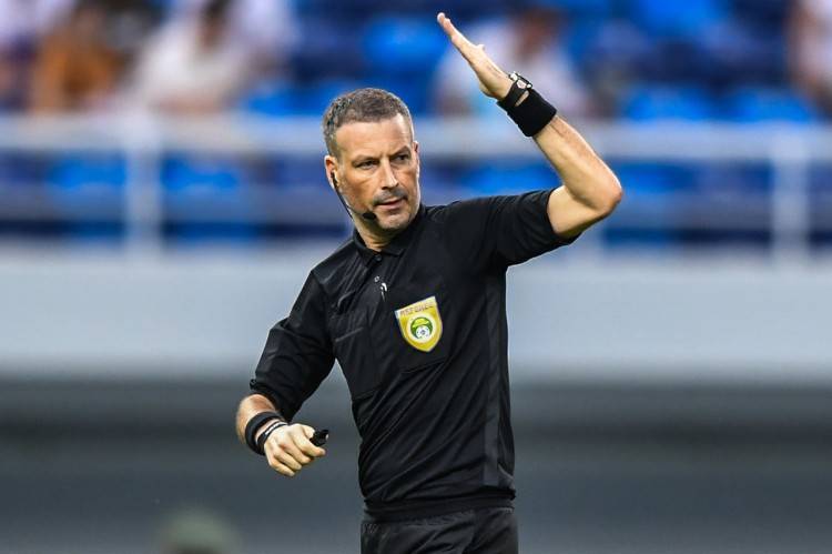 皇冠信用网登3_克拉滕伯格:若利物浦买不到伊萨克皇冠信用网登3,那我强烈看好阿森纳夺得英超