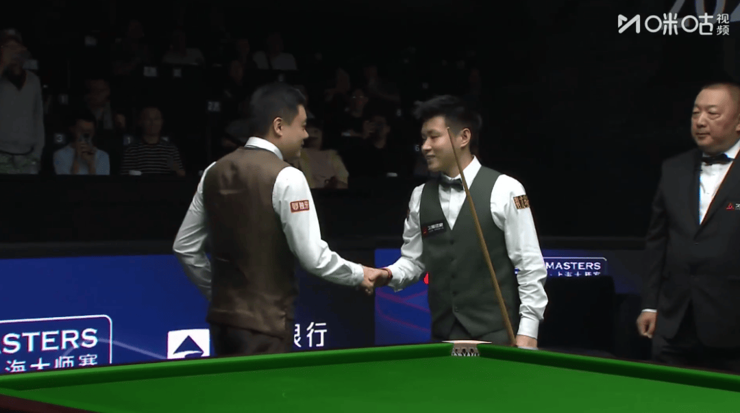 皇冠体育App下载_赵心童回应6比1战胜丁俊晖皇冠体育App下载,晋级四强:晖哥状态没发挥出来,还有夺冠的实力