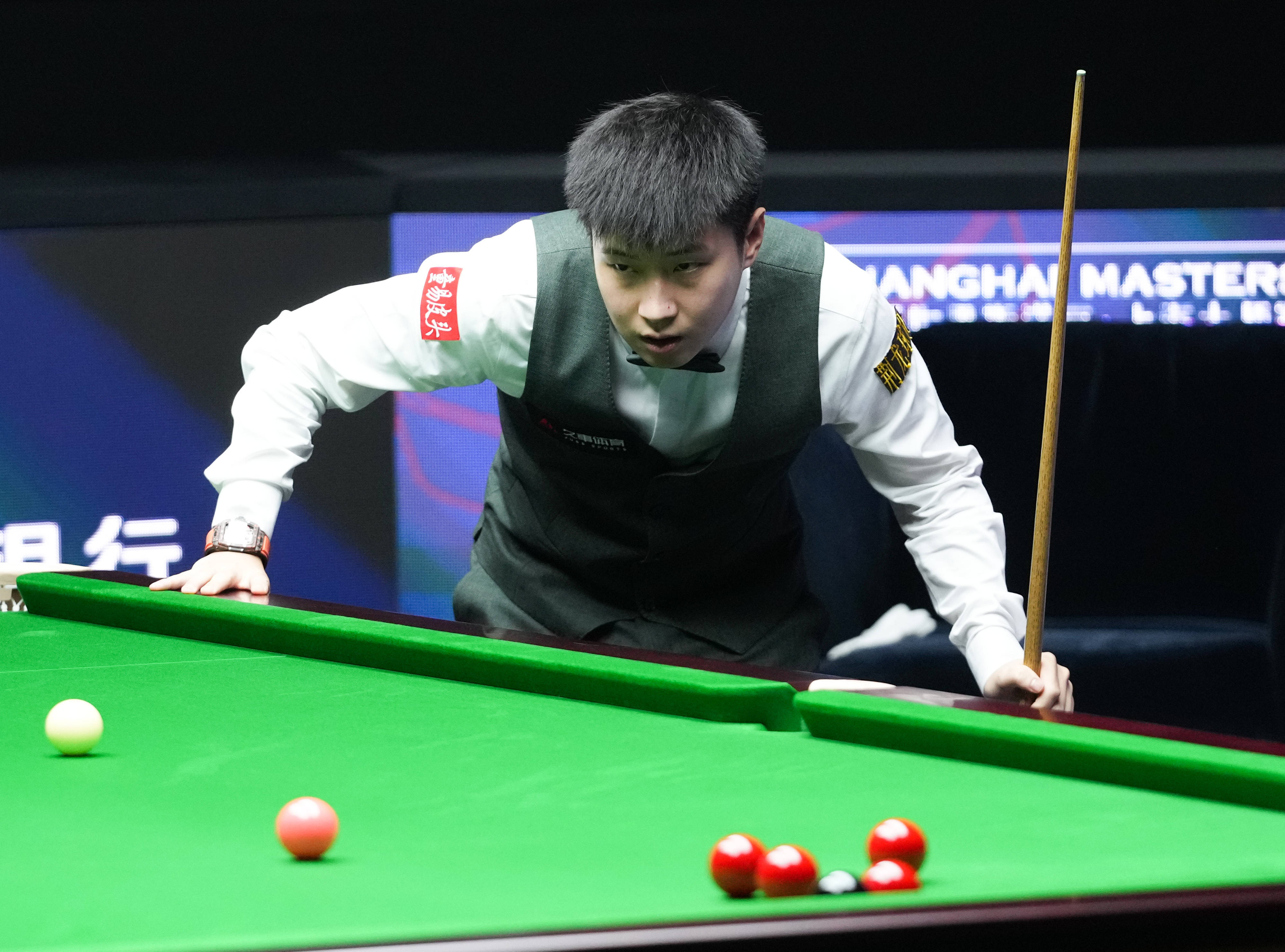 皇冠信用盤_(体育)斯诺克——上海大师赛半决赛:赵心童对阵威尔逊
