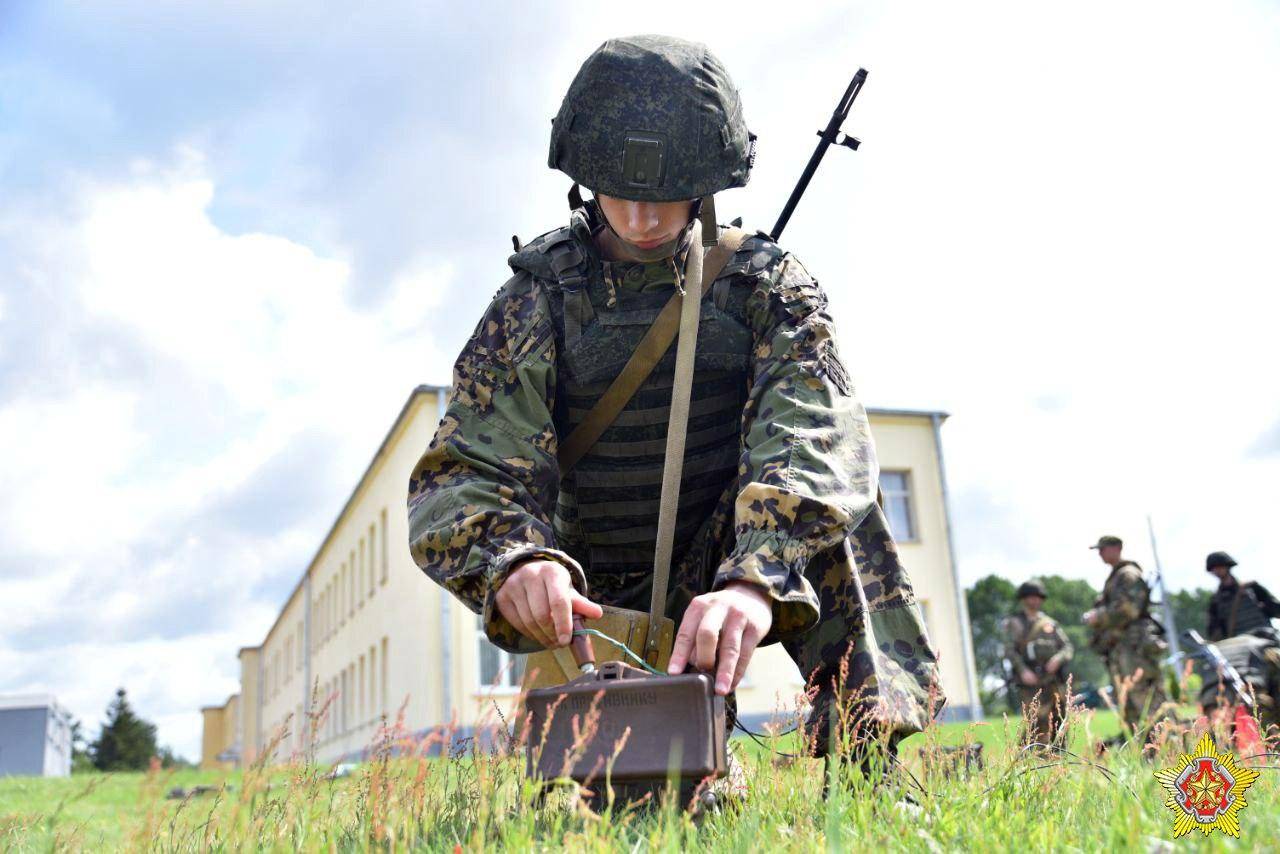 瑞典超级联赛_乌克兰爆出猛料瑞典超级联赛,白俄罗斯即将宣布紧急戒严,组三国联军直扑基辅