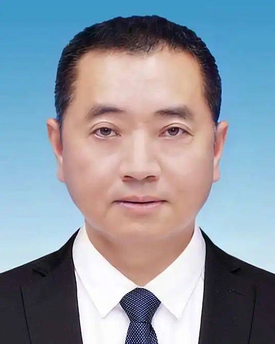 皇冠信用網会员账号_作为“一把手”皇冠信用網会员账号,他经常在上班时间外出打牌