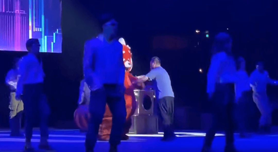 皇冠信用网代理注册_严重违反规定皇冠信用网代理注册！上海迪士尼通报：2年内禁止入园