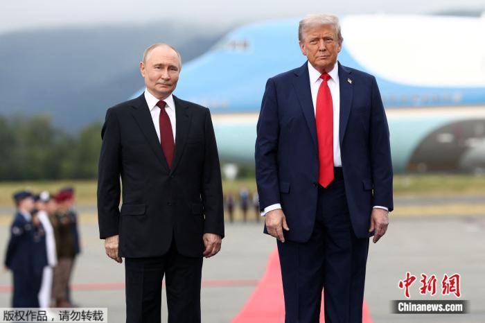 皇冠信用网登3代理_美媒:普京英语流利皇冠信用网登3代理,和特朗普同乘专车时无译员随行