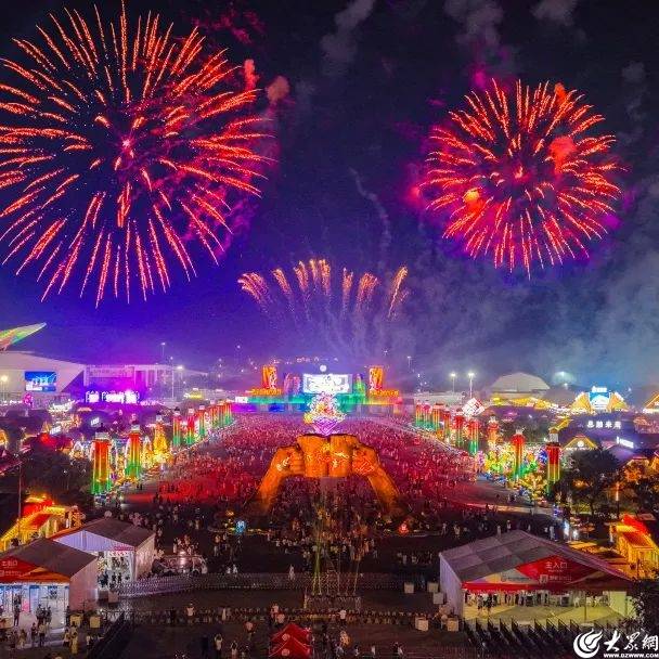 德国甲组联赛
_第35届青岛国际啤酒节在青岛西海岸新区金沙滩啤酒城圆满落幕