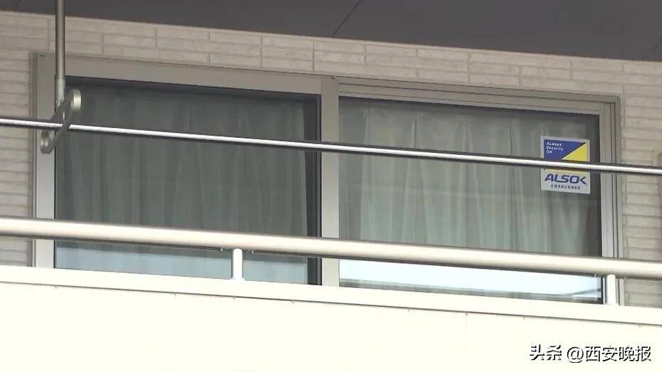 英格兰超级联赛
_日本15岁少年连捅精神科医生父亲数十刀英格兰超级联赛
，致其死亡，出去玩了一天后自首