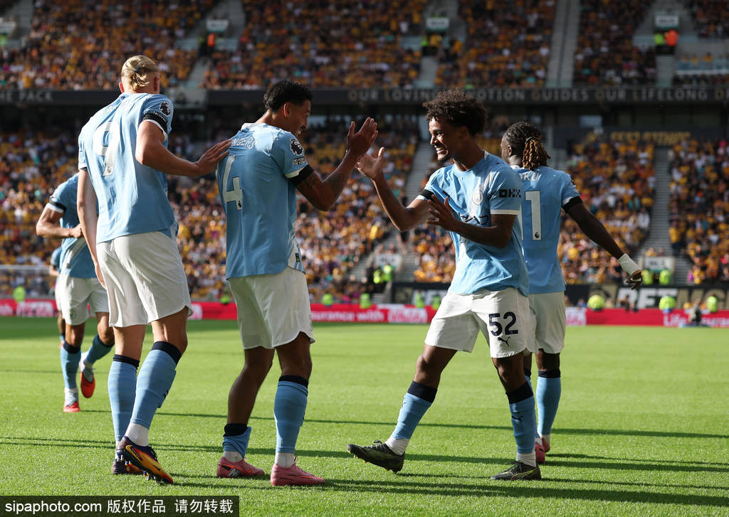 皇冠信用网会员申请
_英超首轮积分榜:曼城领跑利物浦第4 BIG6仅曼联输球