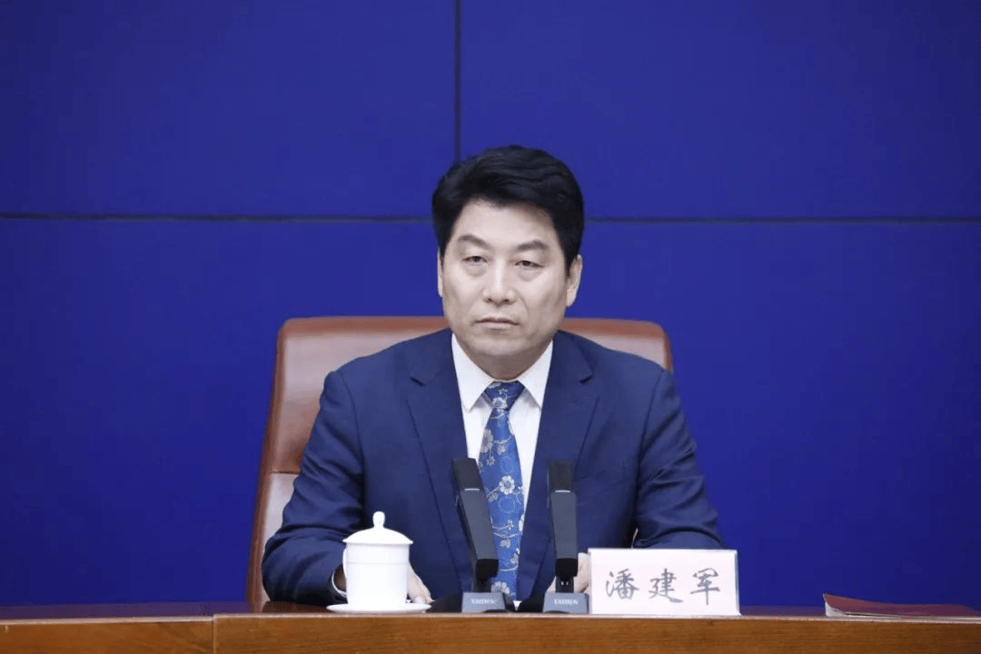 皇冠信用網登2代理
_山东通报：原县长潘建军被查