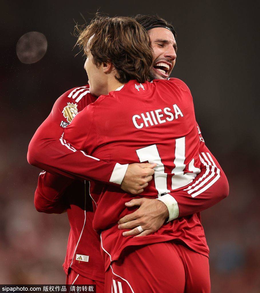 皇冠信用网登2代理
_英超夺冠赔率更新:卫冕冠军利物浦领跑 阿森纳第2曼联第5