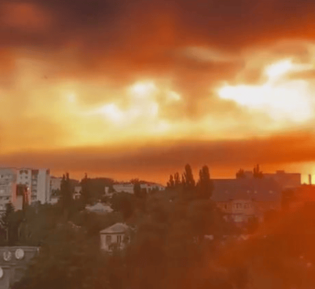 皇冠信用网需要押金吗
_报复不隔夜!仅24小时皇冠信用网需要押金吗
,俄军炸碎阿塞拜疆投资,17个油罐被毁引发国际关注