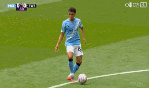 皇冠信用在线开户
_半场-曼城暂0-2热刺 特拉福德失误送礼理查利森助攻约翰逊破门