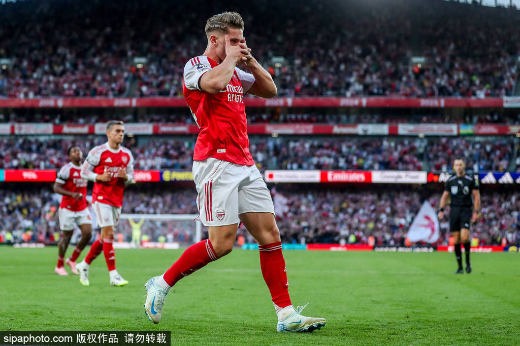 纳尔瓦vs卡勒威_英超-约克雷斯双响萨卡破门+伤退 阿森纳5-0利兹联暂登顶