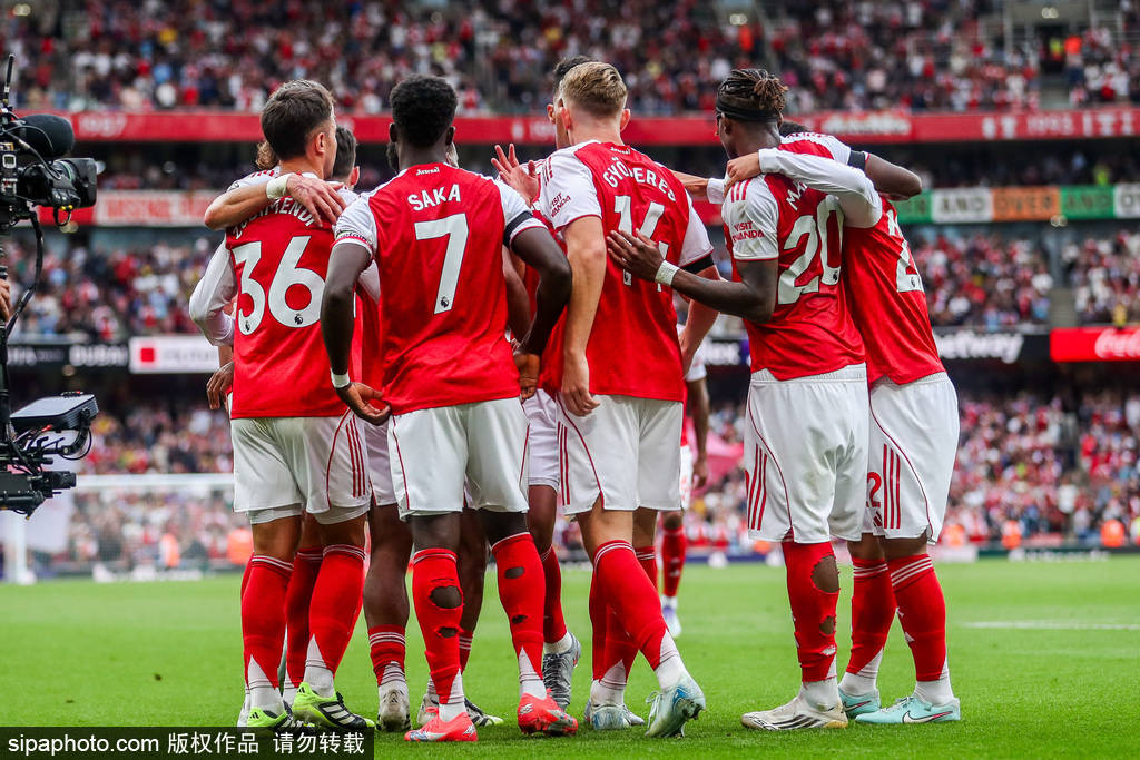 纳尔瓦vs卡勒威_英超-约克雷斯双响萨卡破门+伤退 阿森纳5-0利兹联暂登顶