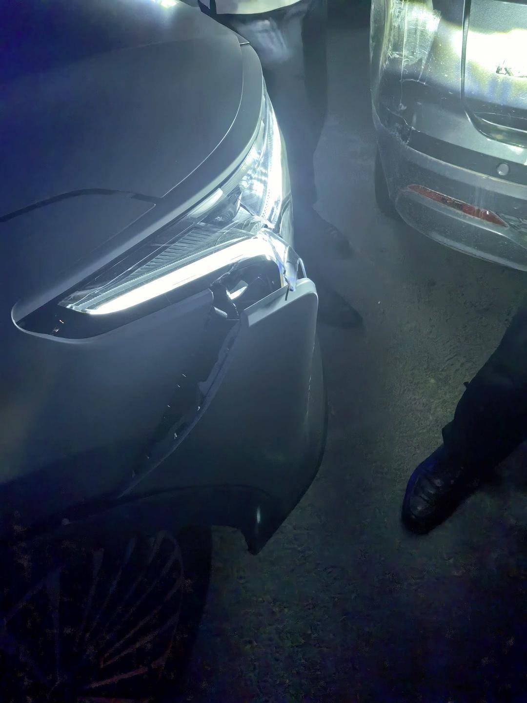 皇冠信用网怎么租_女子试驾时发生交通事故皇冠信用网怎么租，被4S店起诉索赔，她该担责吗？律师分析