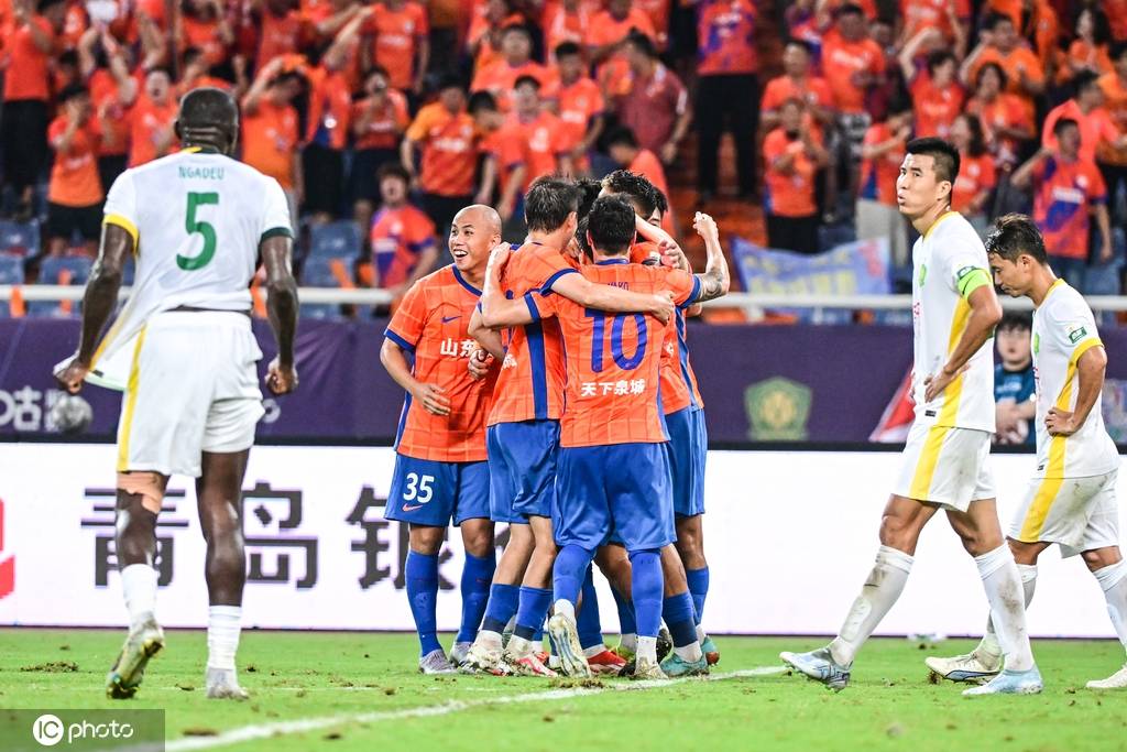 罗斯托夫vs格罗兹尼艾哈迈德_惨案罗斯托夫vs格罗兹尼艾哈迈德!中超-卡扎大四喜马德鲁加双响 泰山6-0复仇国安