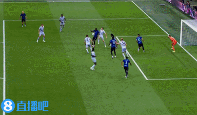 荷兰乙组联赛_半场-国米连丢两球1-2遭乌迪内斯反超 邓弗里斯破门+手球送点