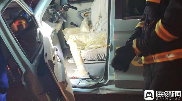法罗群岛vs 克罗地亚_山东德州:两车相撞致一人被困 消防员火速破拆一分钟救出