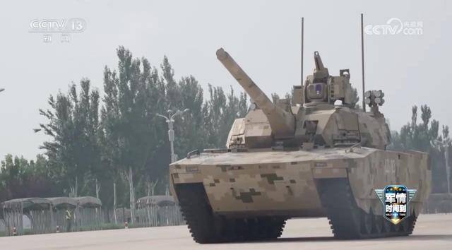 介绍个信用网址多少_央视披露：坦克驶过天安门广场介绍个信用网址多少，为何“只见车不见兵”？