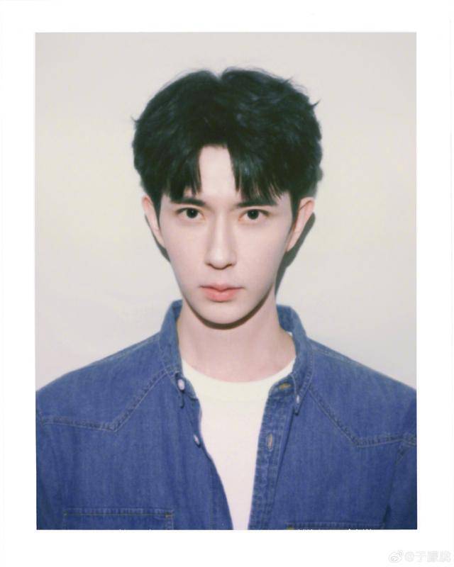 皇冠信用在线开户_37岁男演员于朦胧被传坠楼皇冠信用在线开户,7月刚注销工作室,警方回应