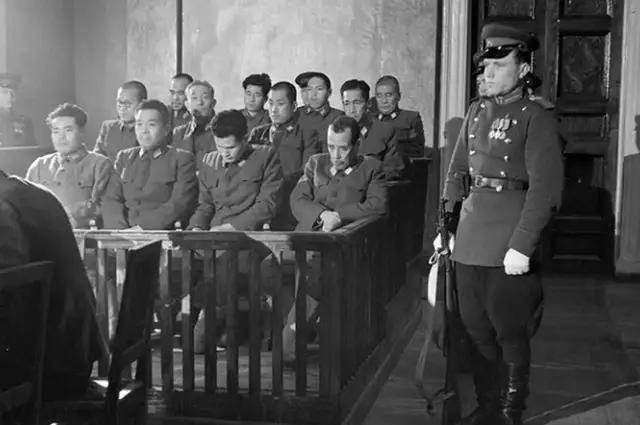 皇冠信用网会员开户申请_离谱皇冠信用网会员开户申请!俄罗斯把日本雇佣兵俘虏关笼子里游街示众?和中国有关系?