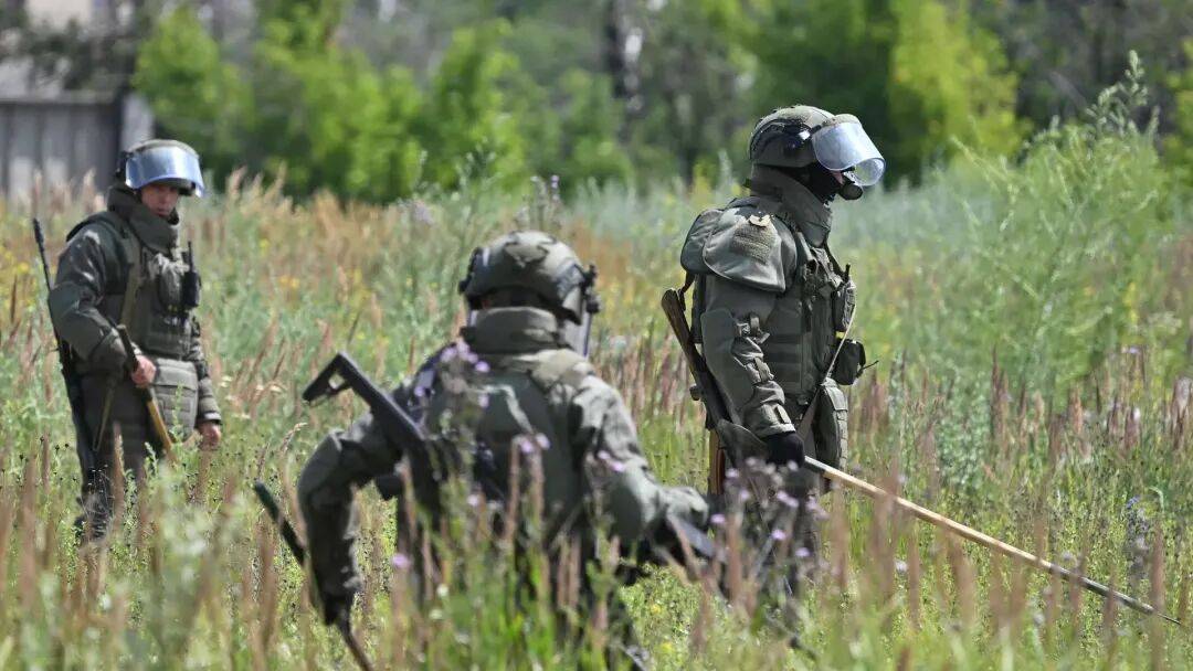 皇冠信用網代理申请_俄军人:俄武装力量仅剩将卢甘斯克人民共和国近4平方公里区域的乌军清除出去