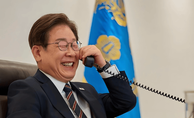 波尔图vs国民队_李在明刚决定对华试行免签波尔图vs国民队,就被特朗普打个措手不及,颜面扫地!