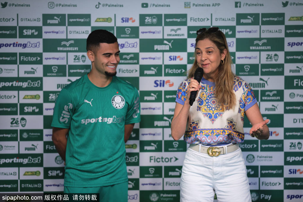 皇冠信用網结算日_阿莫林坚持战术不变:哲学不变皇冠信用網结算日,换人才是出路!