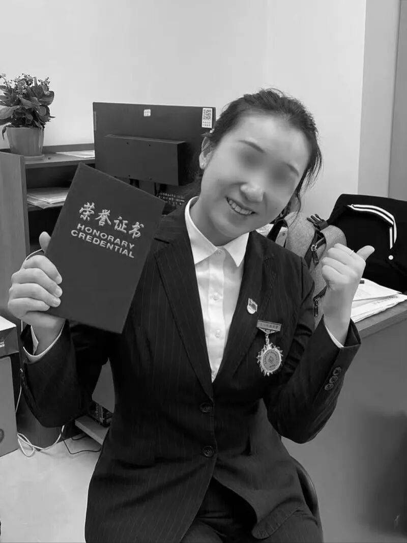 皇冠公司的代理怎么拿_28岁女律师不幸身亡皇冠公司的代理怎么拿,周某被执行死刑