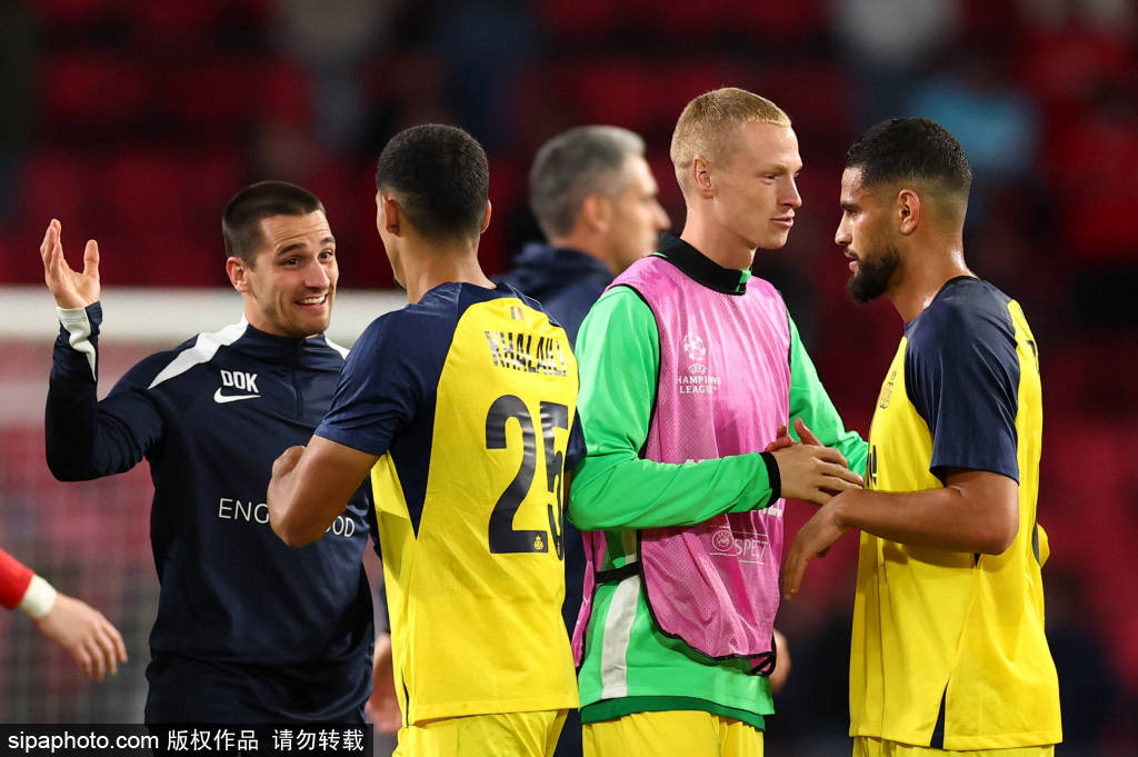 皇冠信用盘结算日是哪天_足协评议:李可对王大雷动作不构成犯规皇冠信用盘结算日是哪天,汪海健进球有效判罚正确