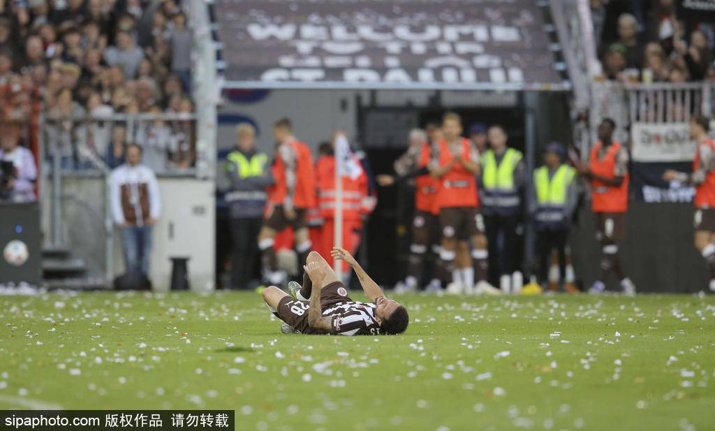 皇冠会员如何申请_尤文图斯客战维罗纳:DV9领衔锋线皇冠会员如何申请,库普梅纳斯坐镇中场的战术解析