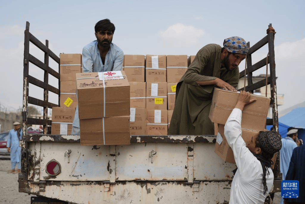 皇冠信用網会员开户_中国驻阿富汗大使馆赴阿地震灾区慰问