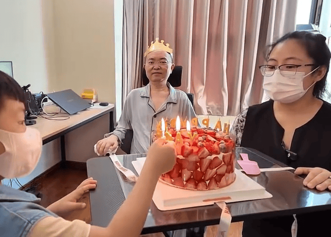 皇冠信用網_与渐冻症抗争6年皇冠信用網,妻子透露蔡磊近况:他已完全丧失语言能力,仅能吃流食