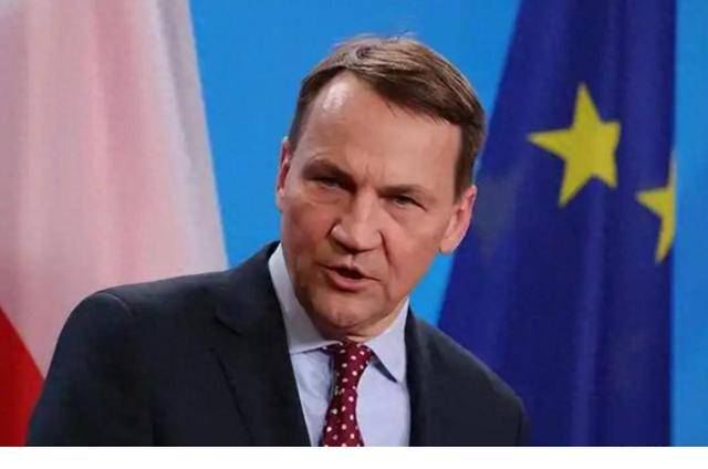 法国甲组联赛_果然不服气:放行中欧班列后法国甲组联赛,波兰又开第二枪,中国接下挑战书