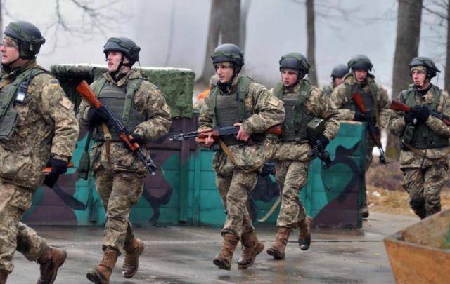 法国甲组联赛_果然不服气:放行中欧班列后法国甲组联赛,波兰又开第二枪,中国接下挑战书