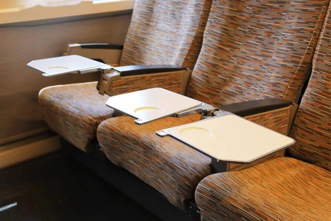 白俄罗斯超级联赛_这趟北京西往返深圳北的列车全是单间白俄罗斯超级联赛,国庆中秋假期加开!