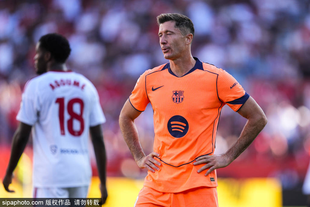 皇冠信用網登2代理_西甲-莱万失点桑切斯点射弑旧主 巴萨1-4塞维让出榜首