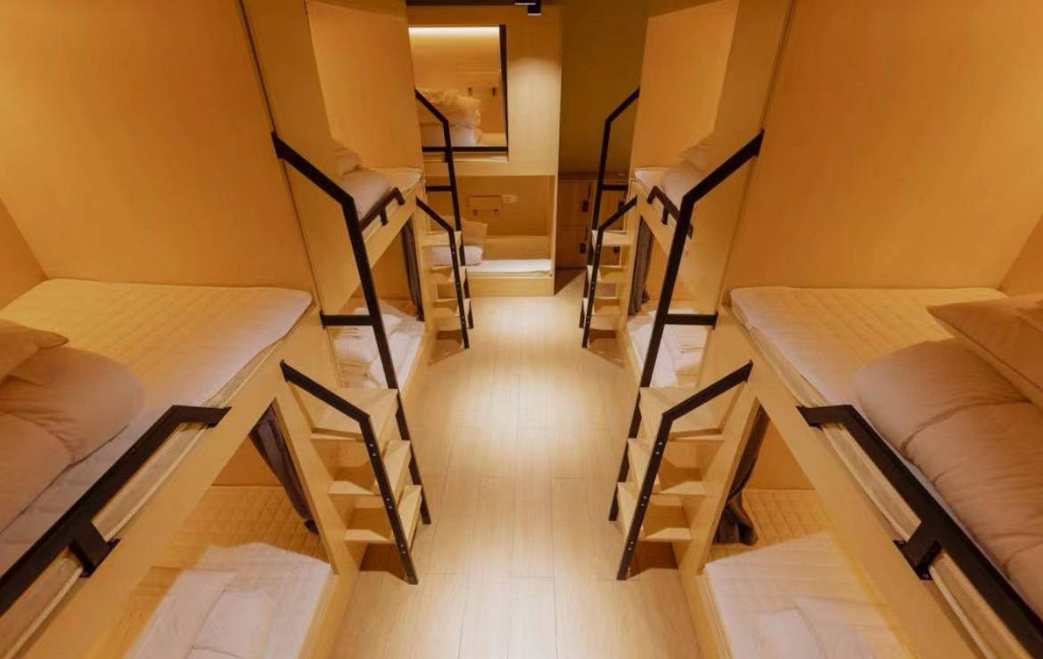 皇冠登一登二登三区别
_成都一酒店回应禁止40岁以上男性30岁以上女性预定特价房:有客人不理解规则报过警