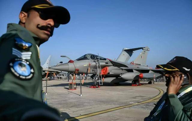 皇冠登1登2登3_攻击-11进驻西部边境皇冠登1登2登3，要不是卫星图曝光，印度永远不知道早已被盯上