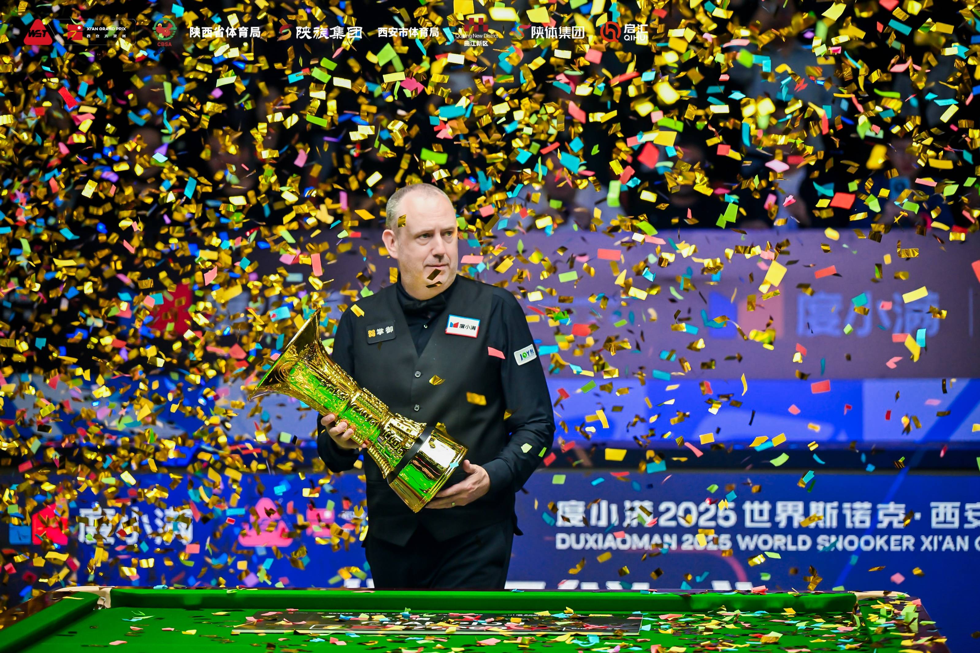 皇冠信用网在线注册_斯诺克西安大奖赛马克威廉姆斯夺冠 创造排名赛最年长捧杯纪录