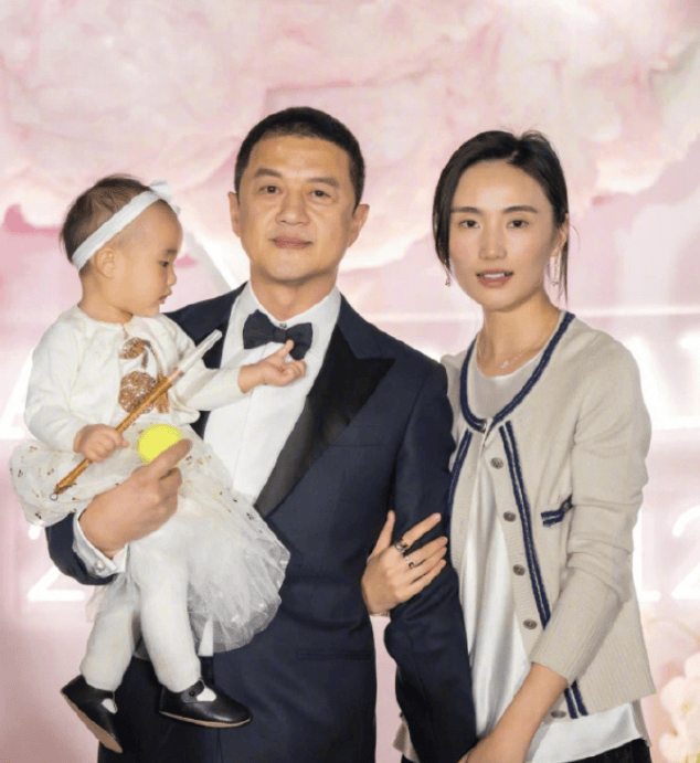 皇冠信用盘最高占成_李亚鹏与海哈金喜官宣离婚：孩子跟随母亲生活皇冠信用盘最高占成，由双方共同抚养