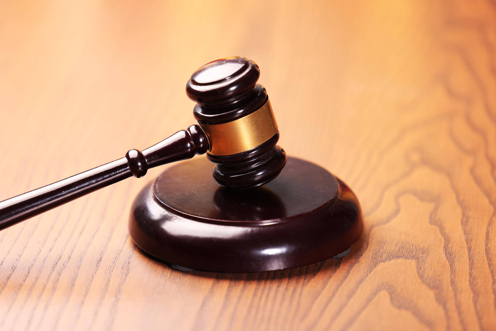 皇冠信用网代理注册_80后男子应聘船员出海打捞金枪鱼皇冠信用网代理注册，严重晕船后自缢身亡 家属获赔20余万元