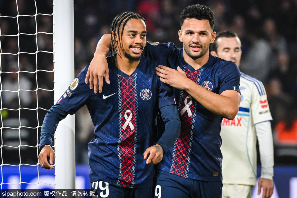 皇冠足球平台代理
_进球大战皇冠足球平台代理
!法甲-巴尔科拉破门 巴黎连追2球3-3斯特拉斯堡