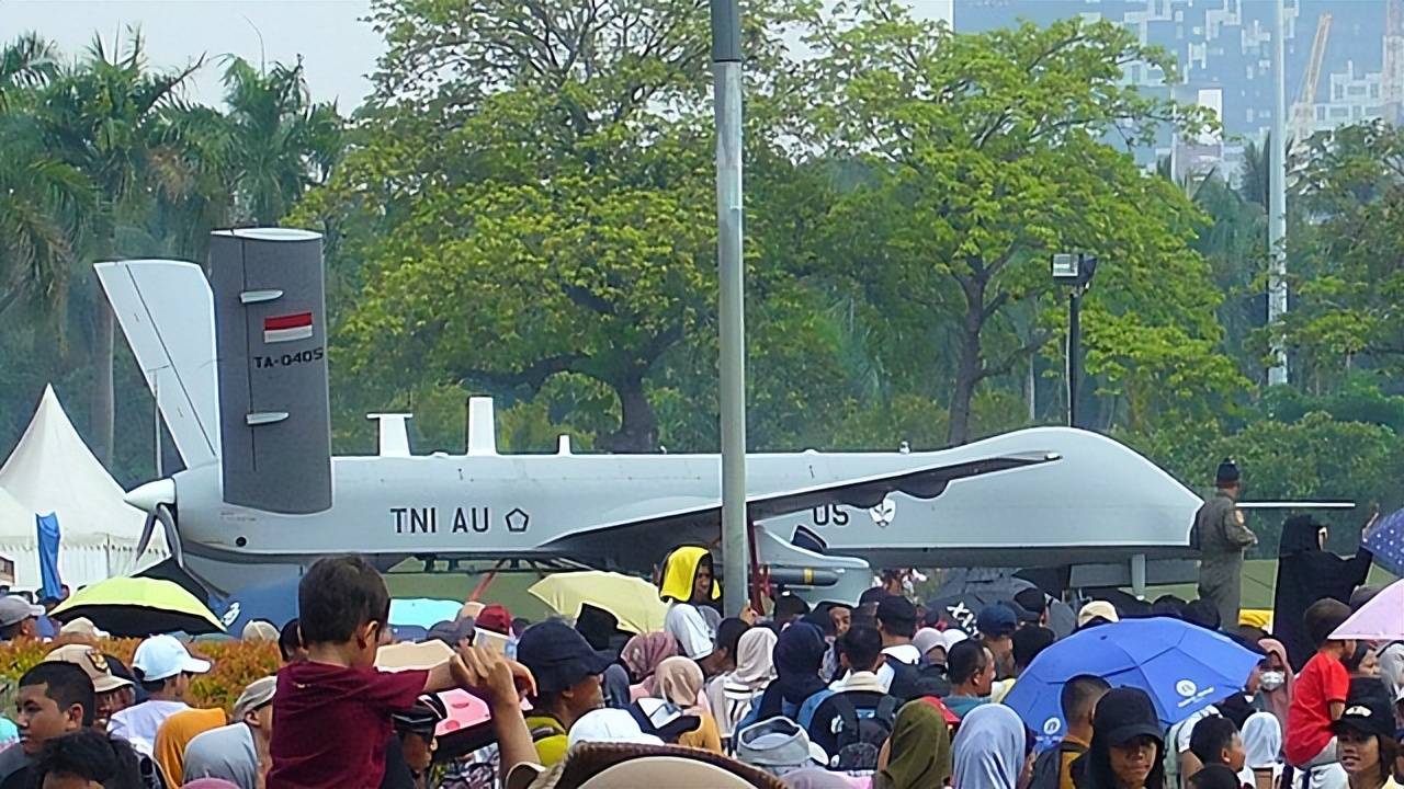 皇冠信用盘代理
_实锤!歼10出口第四单稳了皇冠信用盘代理
,印尼防长亲口承认,还有052D舰惊喜?