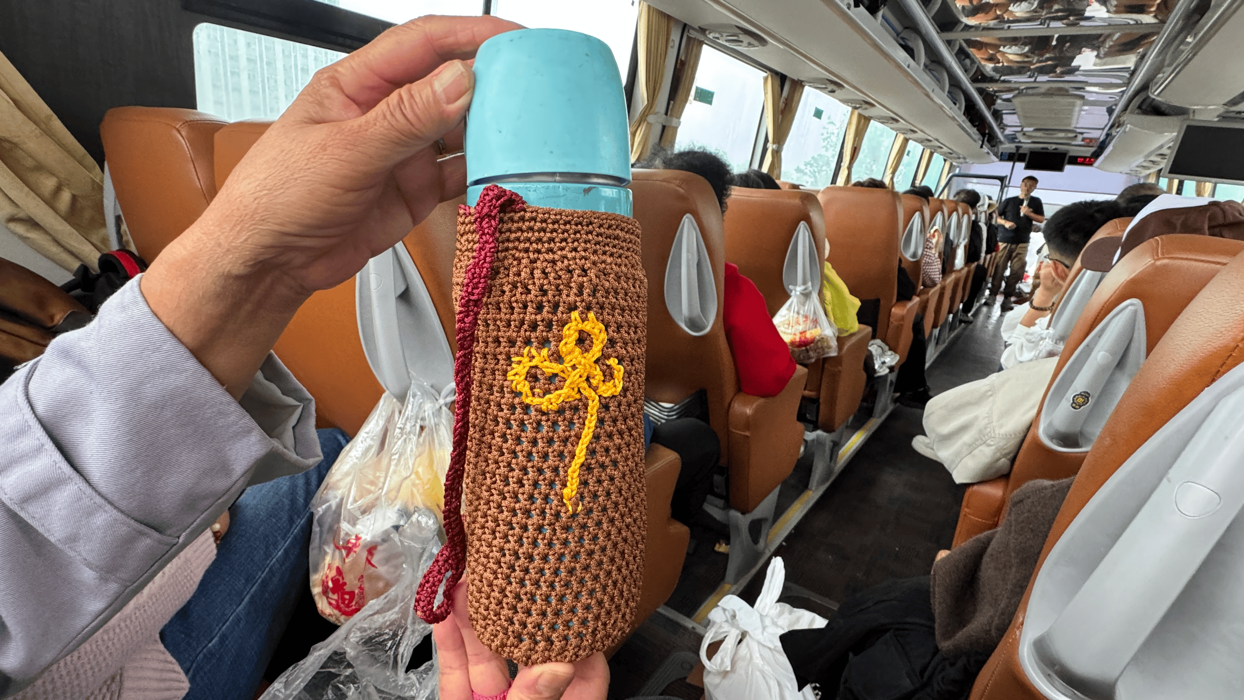 世界杯信用网代理申条件
_7小时“铁腚”大巴游老年团全纪录：不在家里做饭世界杯信用网代理申条件
，我出门就像打鸡血